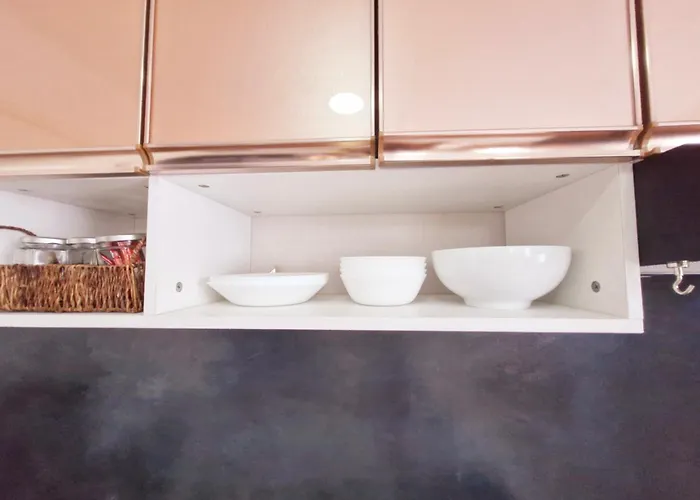 Vibrant Spacious Near Sm East Nu Medical Apartment